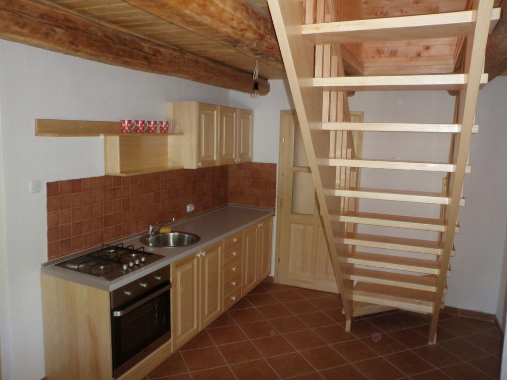 Holiday Home Rizvan City Brusane ภายนอก รูปภาพ